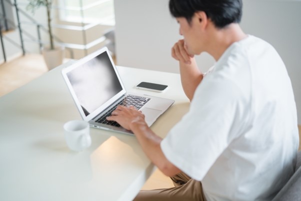 エンジニアのリモートワークは未経験でも可能?必要なスキル・言語やメリットについてもご説明します
